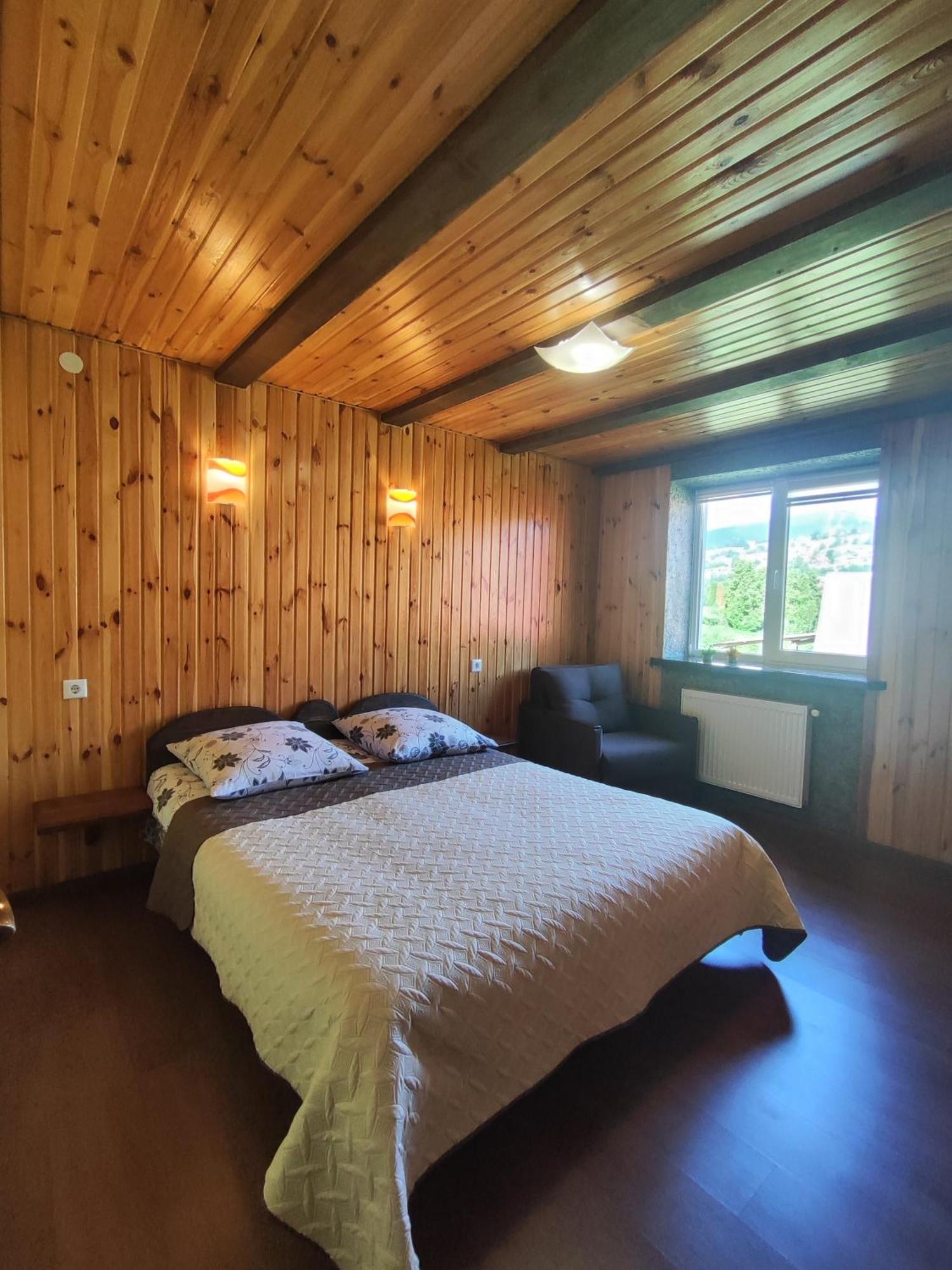 карпатський куточок سلافسكي